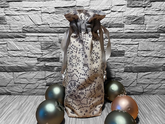 Christmas Wine Bag | Wine box | Wine lover gift | Christmas gift sacks | Gift Bag | Wine Tote | Reusable Wine Bag | Handmade gift
