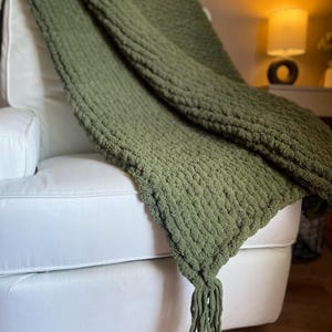 Chunky knit blanket | throw blanket|knotted blanket|chenille blanket|gift|home decor| chunky knit throw