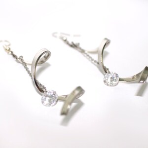 Spinnen Seide, Silber mit Glasdiamant, Spinner Ohrringe, 360 Spinner Ohrringe, Tropfen Ohrringe, Spirale Ohrringe, Spirale Ohrringe, Twist, Helix