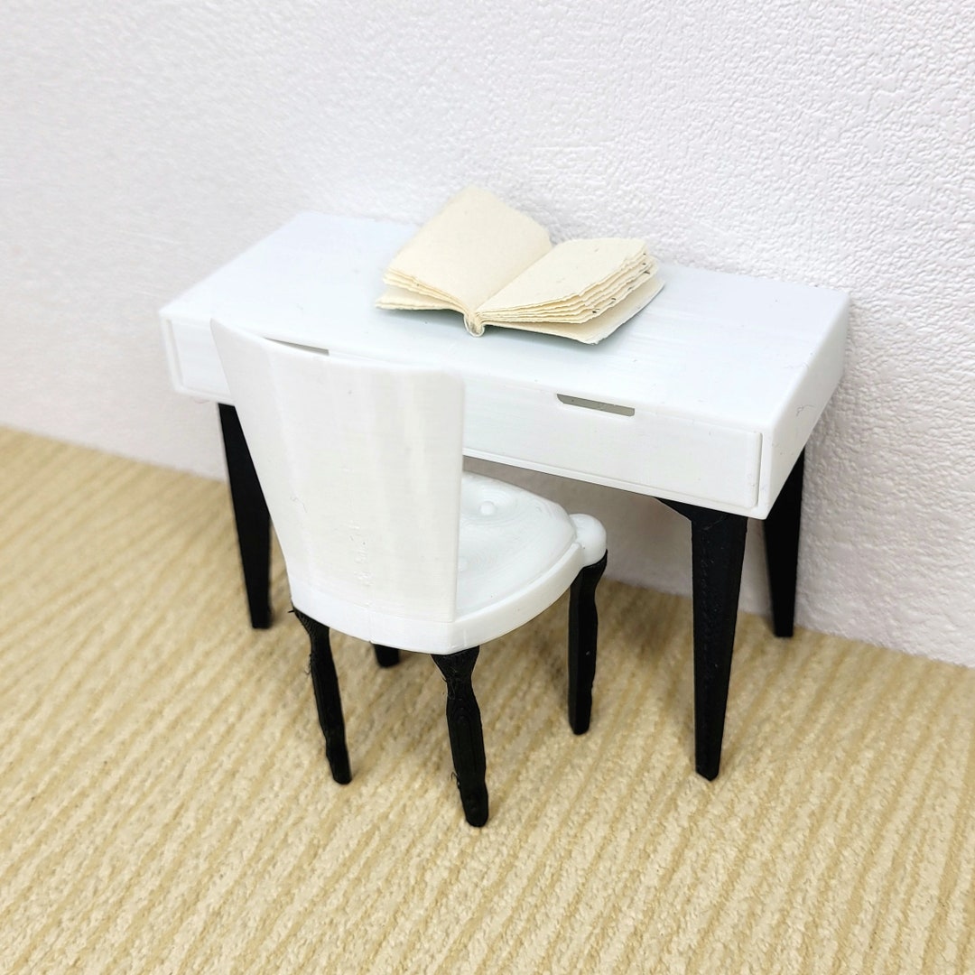 Miniature Study Desk and Chair, 1 12 Scale Study Desk Chair Set
