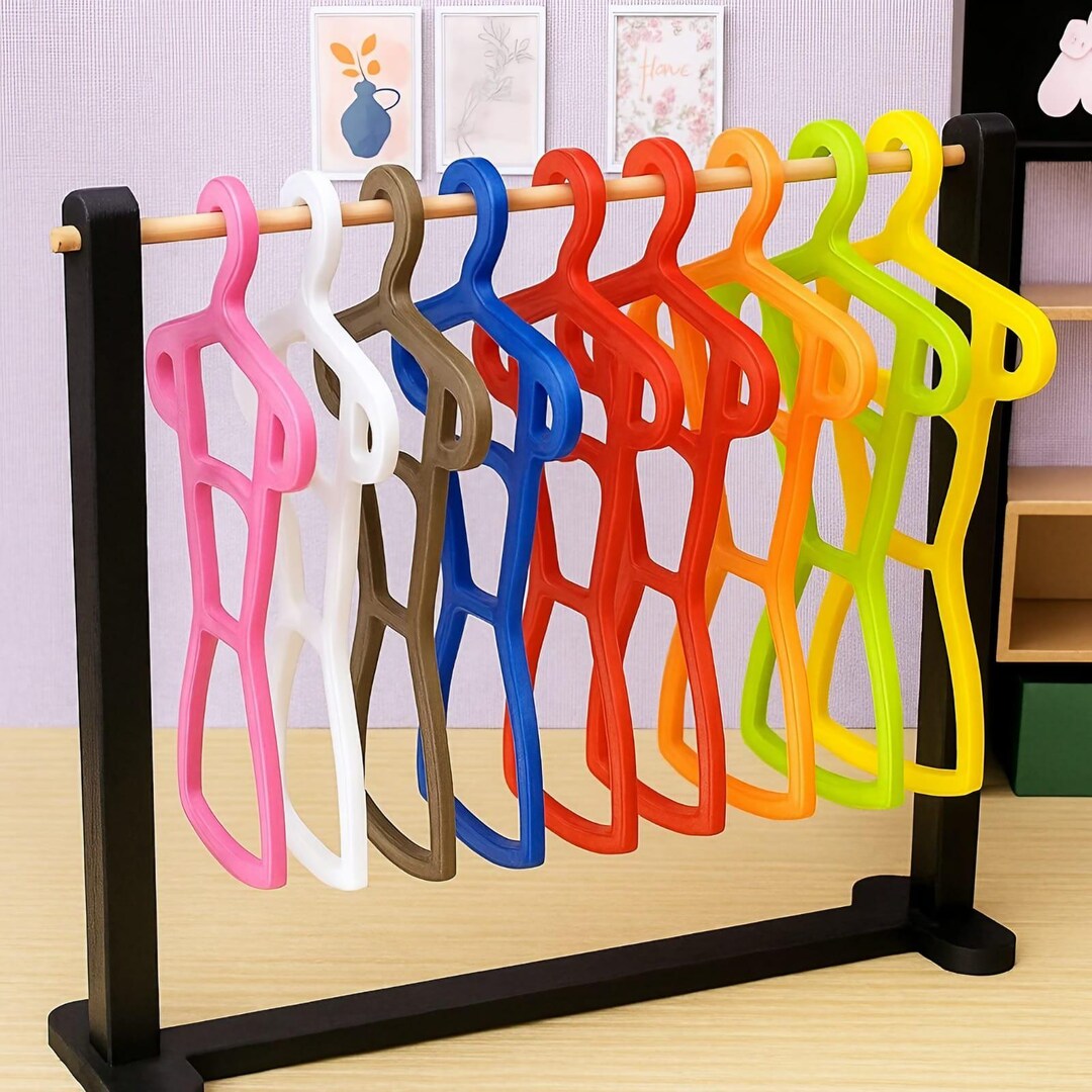 Eledoll 1:6 Dollhouse Furniture Clothes Hanger Clothing Rack Golden Metal Stand