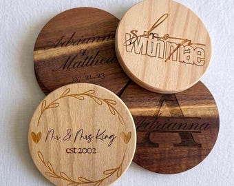 Dessous de verre en bois gravés personnalisés | Pendaison de crémaillère personnalisée, fiançailles, mariage, cadeau de fête des mères