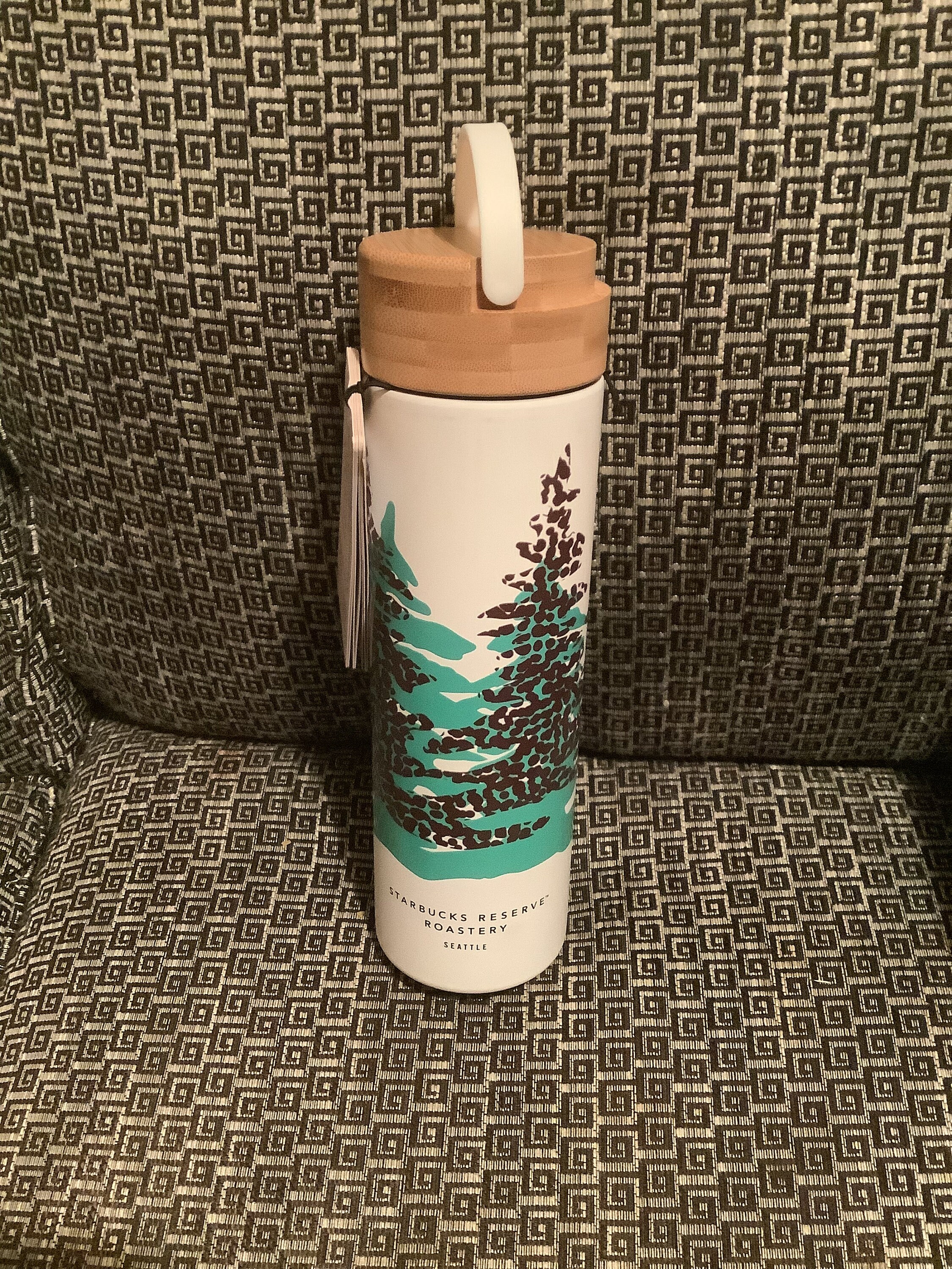 Starbucks Reserve-welly 20 Oz White NW Theme Stainless Infuser