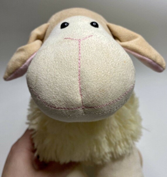 animal alley lamb