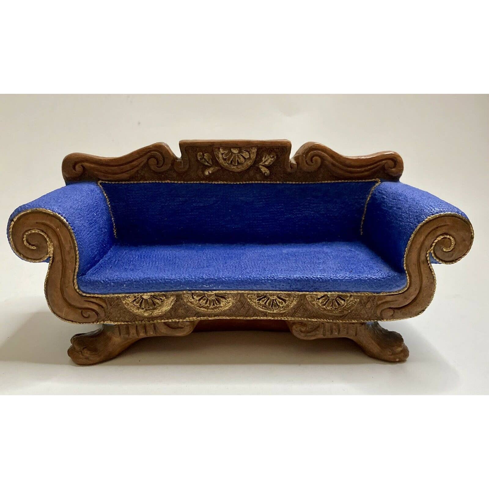 Old blue couch deals