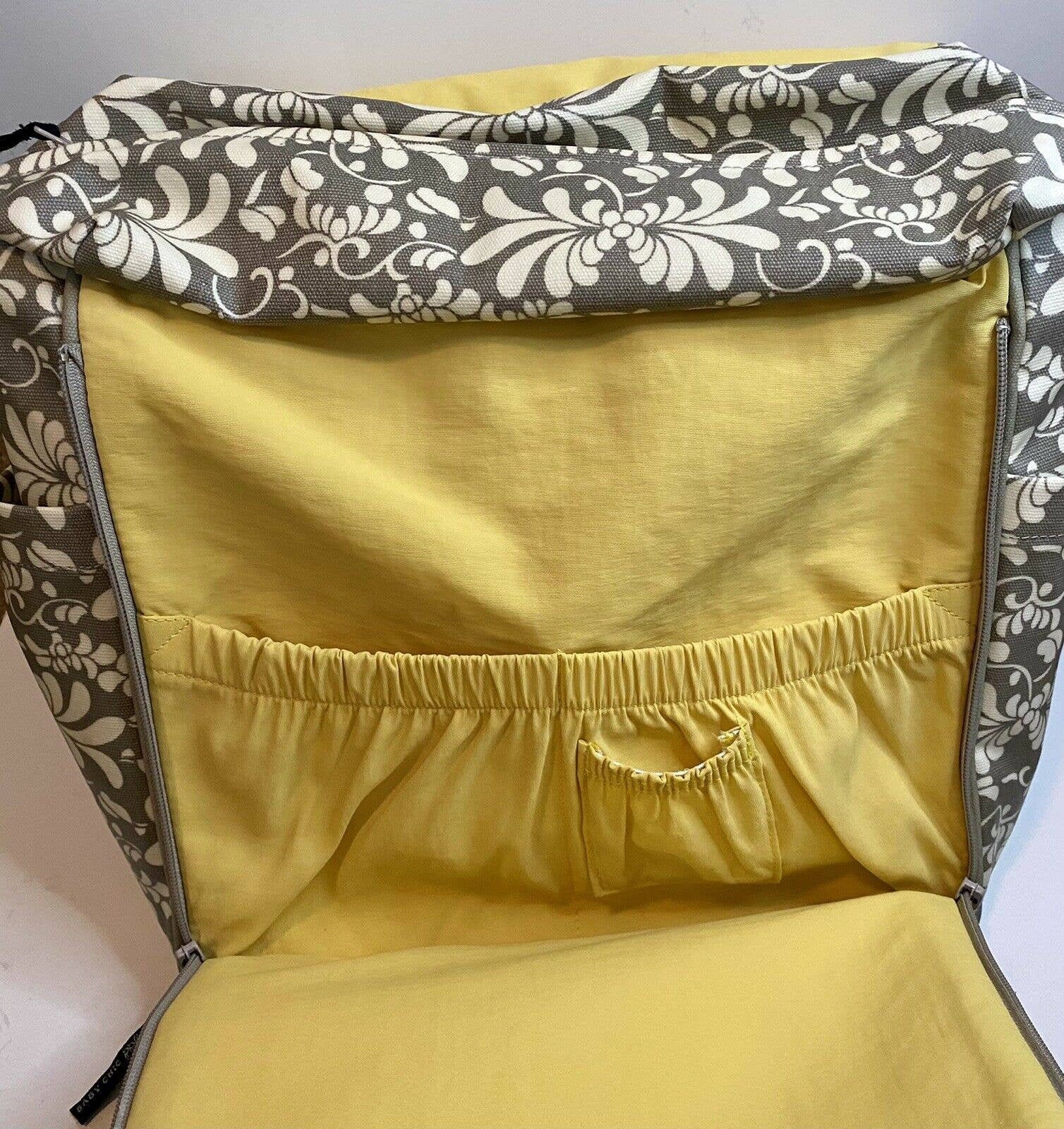 Petunia Pickle Bottom Backpack Diaper Bag BBGL 00 191 Yellow Embroidery  Flower -  Denmark