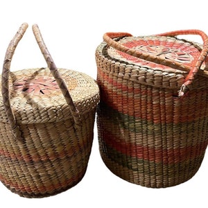 Vintage Seagrass Woven Nesting Basket Boxes Round Lid Market Rattan Set of 2