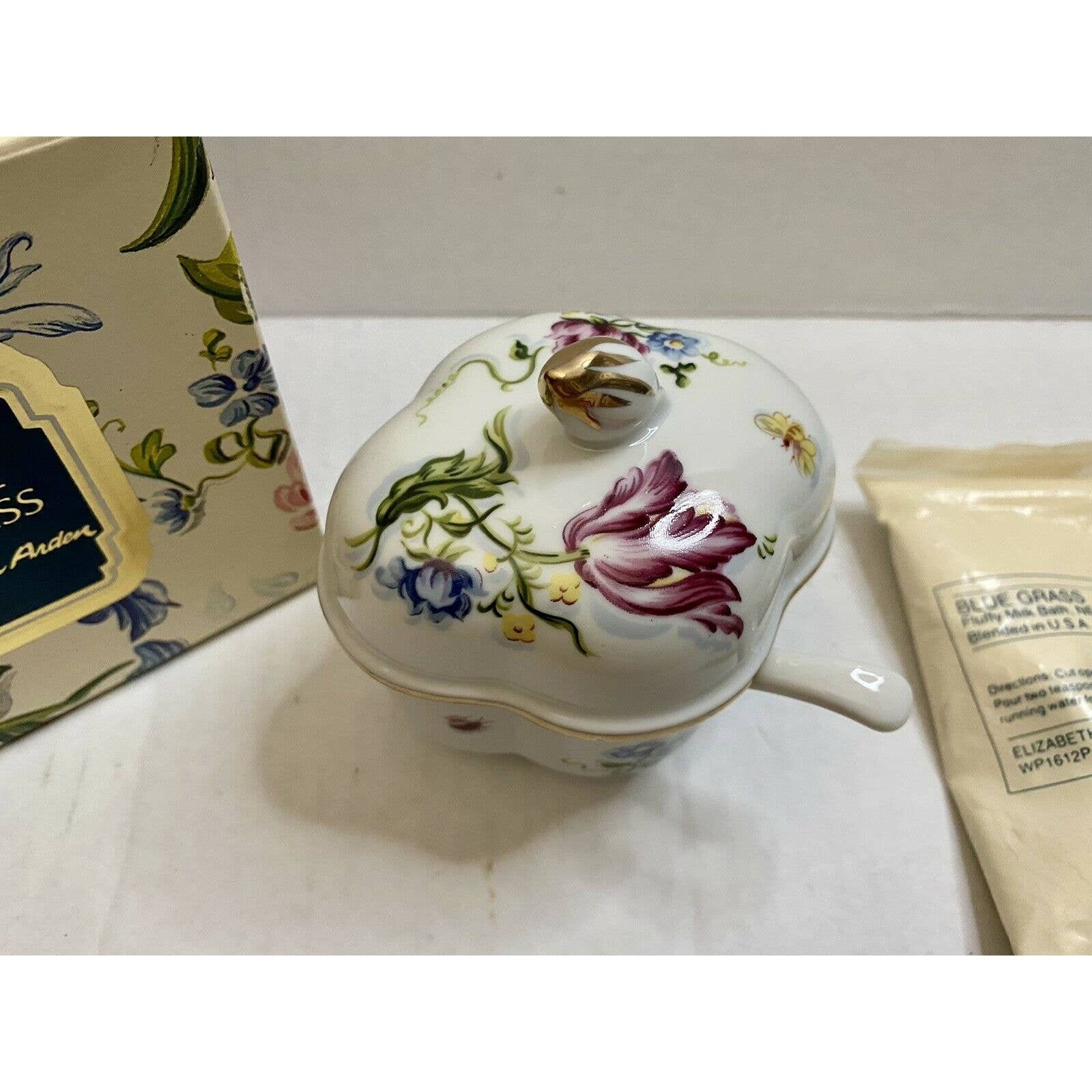 Vintage ELIZABETH ARDEN BLUEGRASS Milk Bath Set Chelsea Gardens Spoon