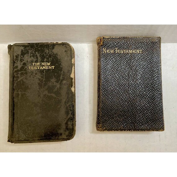 2 Vintage Holy Bible New Testament Saalfield Publishing