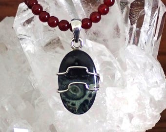 WhaleEye Kambaba 925 Sterling Silver Pendant Carnelian Gemstones Necklace