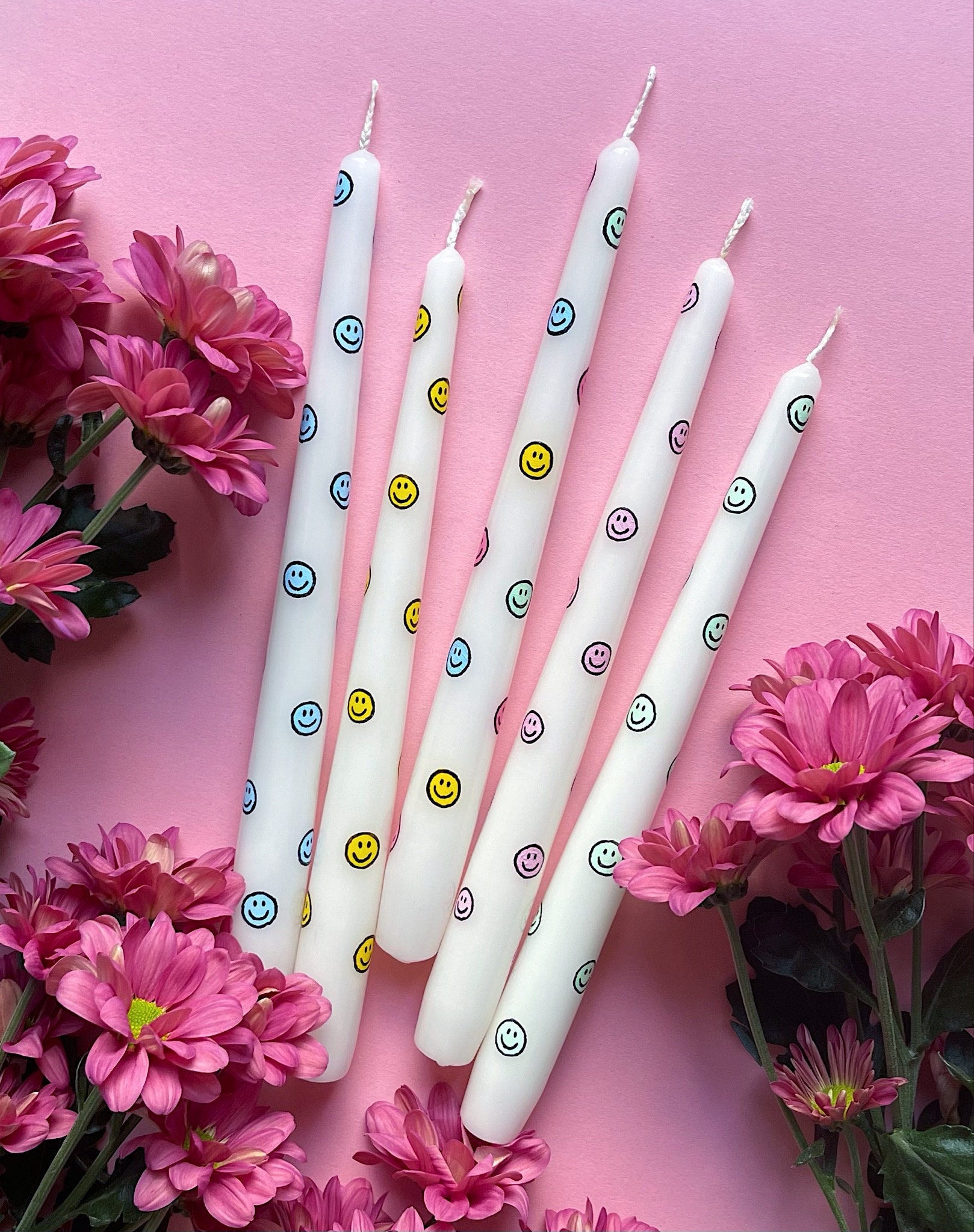 Bougie Smiley Stick Pastel/Bougie Pilier | Bougie Peinte à La Main avec Smileys Face Différentes Cou