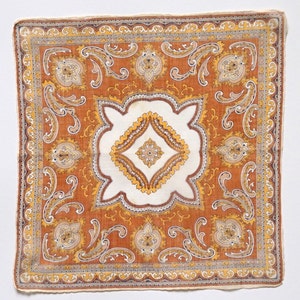 60s handkerchief with paisley pattern in beige tones