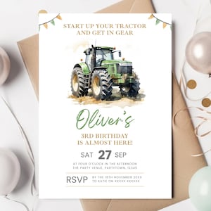 以下が含まれることがあります： 緑色のトラクターの水彩イラストが描かれた誕生日招待状。「Start up your tractor and get in gear」と「Oliver's 3rd Birthday is almost here!」というテキスト、日付「SAT 27 SEP」、RSVPの詳細が記載されています。