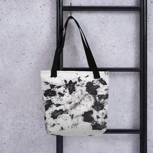 ブラック、ホワイト、グレーのアートプリントトートバッグ