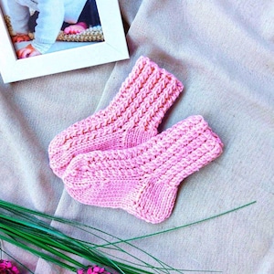 Baby Socks Knitting Pattern, Beginner Sizes (PDF Pattern)