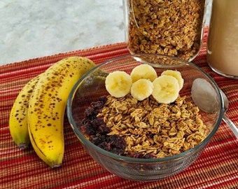 Maple Almond Crunch Granola - 9.5 oz | Granola, Maple Granola, Almond Granola, Plant-Based Granola, Soy-Free Granola, Breakfast Cereal