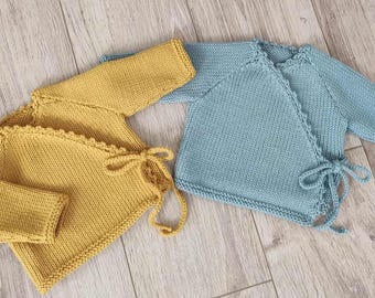 Baby Wickel-BH, handgestrickte Erstausstattung aus Merinowolle
