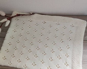 Hand knitted merino wool baby blanket
