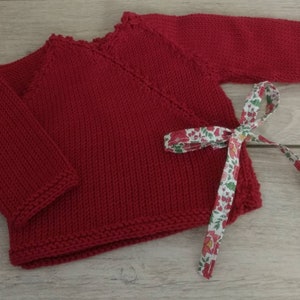 Heart wrap bra set with matching hat and slippers in red merino wool and liberty fabric image 3