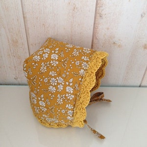 Baby crop top, slippers and beguin set in mustard merino wool and liberty capel fabric image 3