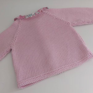 Knitted baby layette cardigan in pink merino wool with peter pan collar in liberty for baby image 5