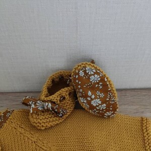 Baby crop top, slippers and beguin set in mustard merino wool and liberty capel fabric image 9
