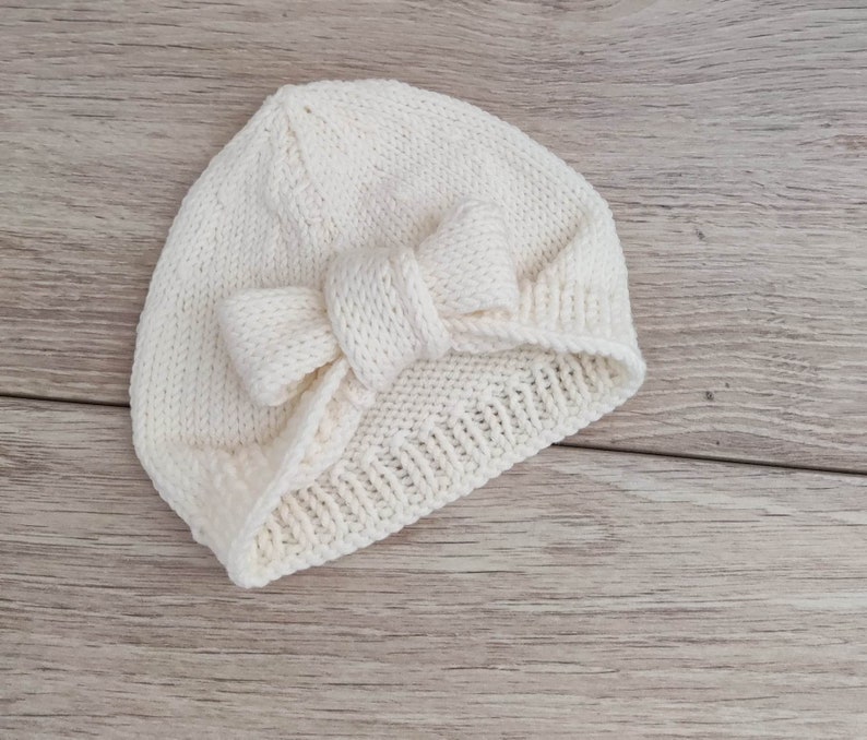Bonnet turban bébé avec noeud tricoté à la main en laine mérinos image 2
