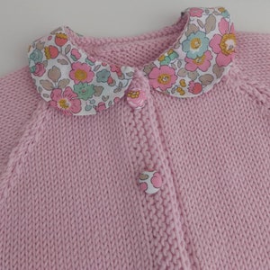 Knitted baby layette cardigan in pink merino wool with peter pan collar in liberty for baby image 4