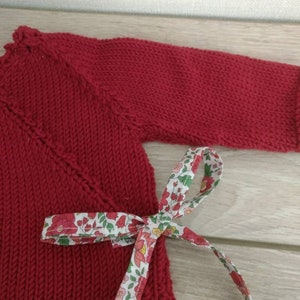 Heart wrap bra set with matching hat and slippers in red merino wool and liberty fabric image 9