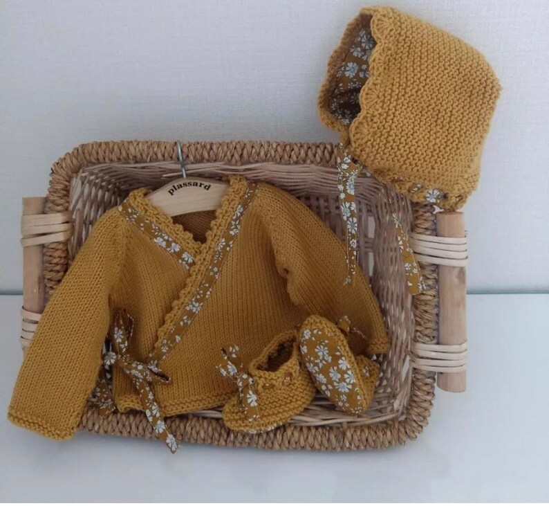 Baby crop top, slippers and beguin set in mustard merino wool and liberty capel fabric image 2