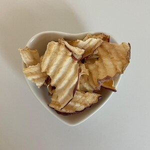 Apple Slices | Treats for Rabbits, Guinea Pigs and Small Animals