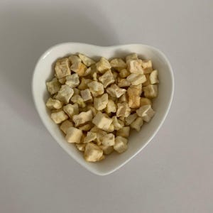 Apple Nibbles | Treats for Rabbits, Guinea Pigs and Small Animals