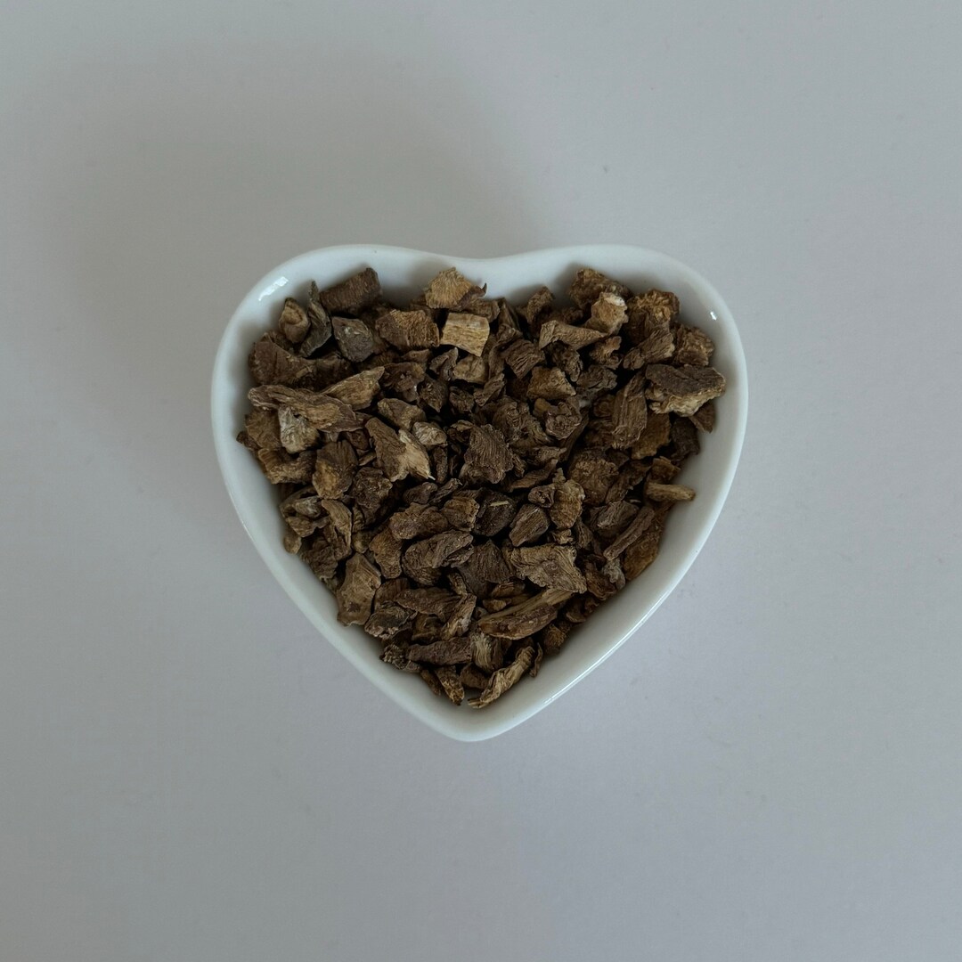 Photo inspiration: Picture Idea: Burdock Root Nibbles Forage For Rabbits Guinea Pigs And Small