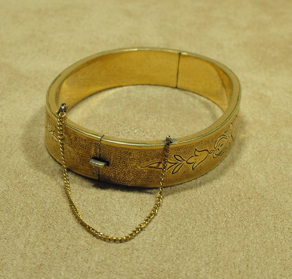Antique Hinged Bangle Gold Filled Bracelet with T… - image 5
