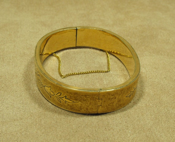 Antique Hinged Bangle Gold Filled Bracelet with T… - image 3