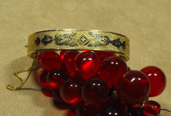 Antique Hinged Bangle Gold Filled Bracelet with T… - image 7