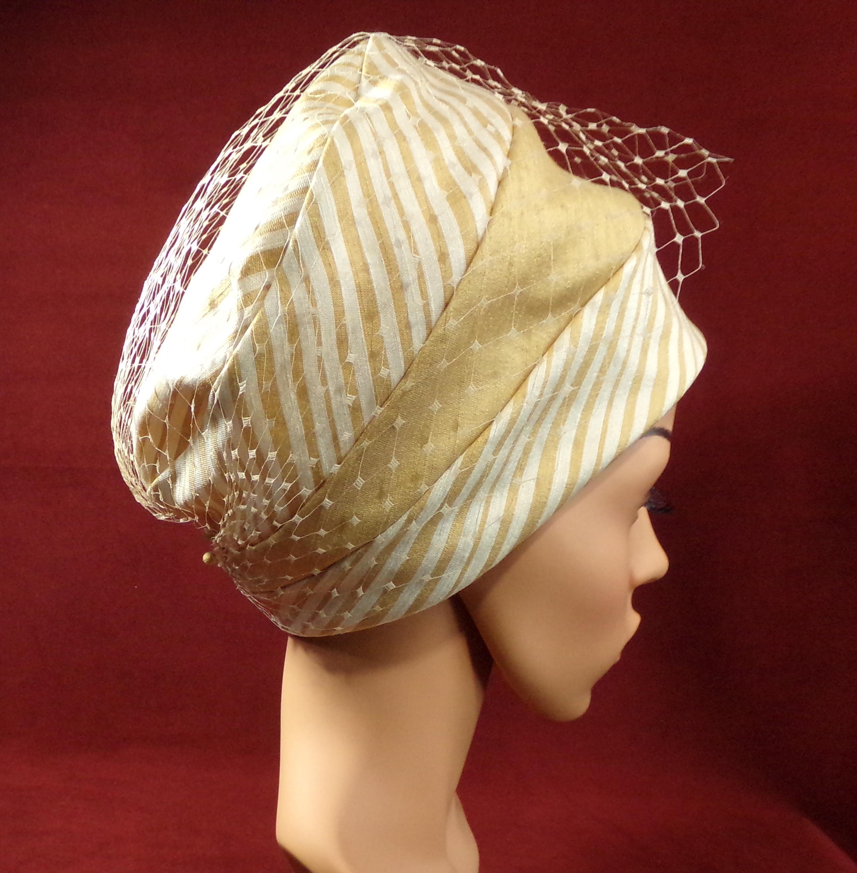 Vintage 1960s Gold Metallic Cloche Hat With Rhinestone Brooch Netting Vintage 60s Cloche Hat Cream Wool Embroidery Copper  main image 2