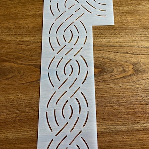 Double Interlocking Cable Corner Border Stencil 3&quot;
