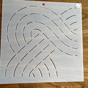 Triple Interlocking Cable Corner Border Stencil 7-1/4&quot;