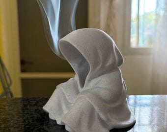 Cone Incense Holder – Unique Hooded Figure Incense Burner – Modern Meditation Decor – Aesthetic Home Accent