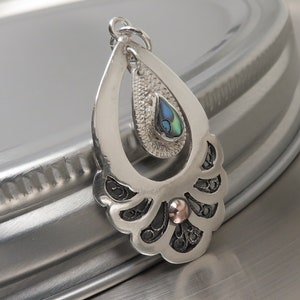 Vintage 925 Sterling Silver Abalone Charm Filigree Openwork Concentric Chandelier Teardrop Pendant