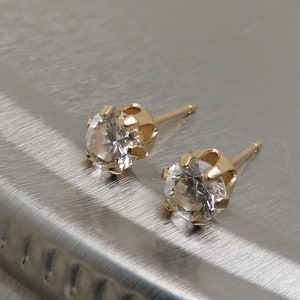 Small Light Solid 14k Yellow Gold 4.5 mm Brilliant Solitaire Cut CZ Minimalist Stud Earrings