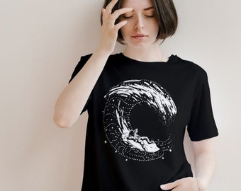 Relaxed Unisex T-Shirt Front Print/ Casual Fit / Vegan/ FairTrade / Sea / Ocean / Surfing /Astronaut /Organic /Print T-Shirt /Print