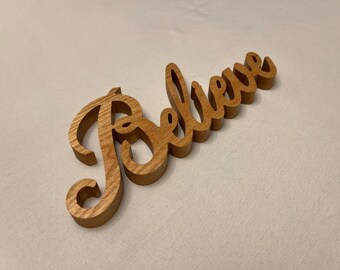 Cree en la talla navideña