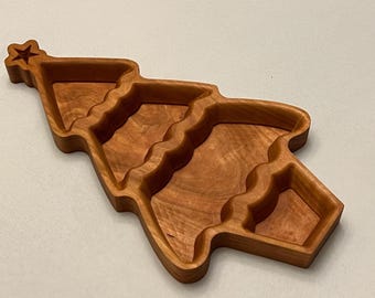 Plato de árbol de Navidad de madera dura