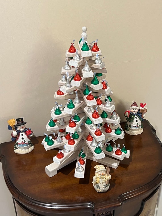 Holiday Kissmas Tree and Storage Case - Etsy