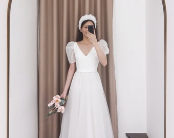 Vestidos minimalistas / Vestido de novia bohemio / Vestido celestial / Vestido de novia con vuelo / D159721