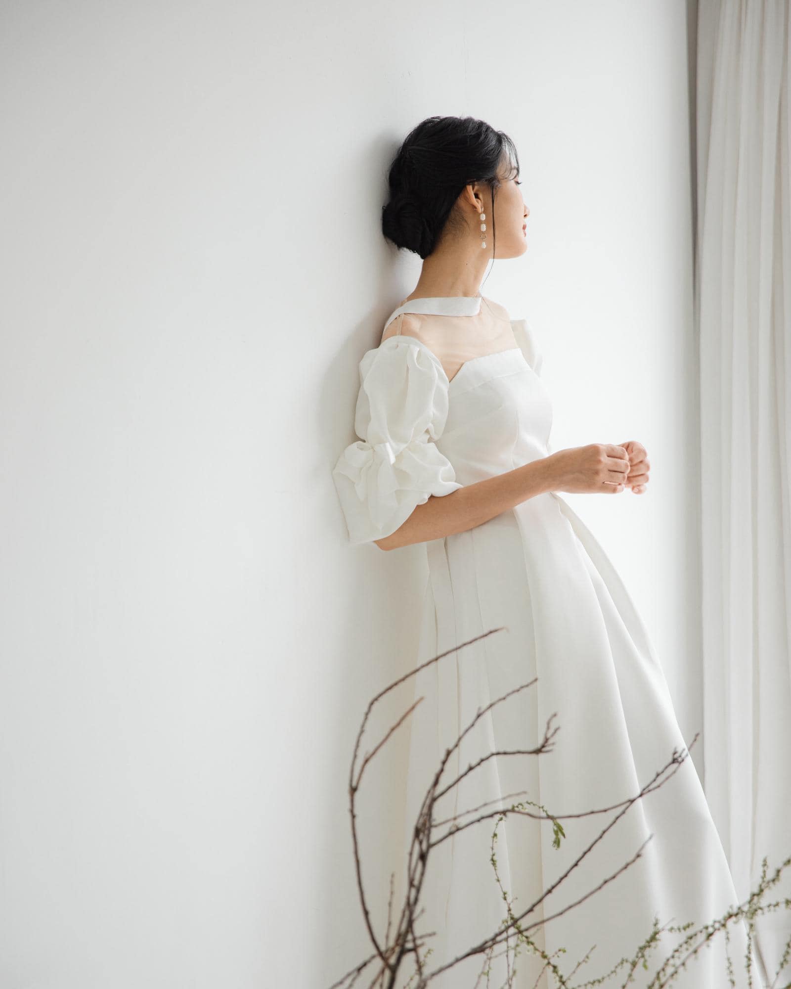 Modne Unique Modern Wedding Dress: Elegant Plus Size Bridal Gown - D1834 - Etsy