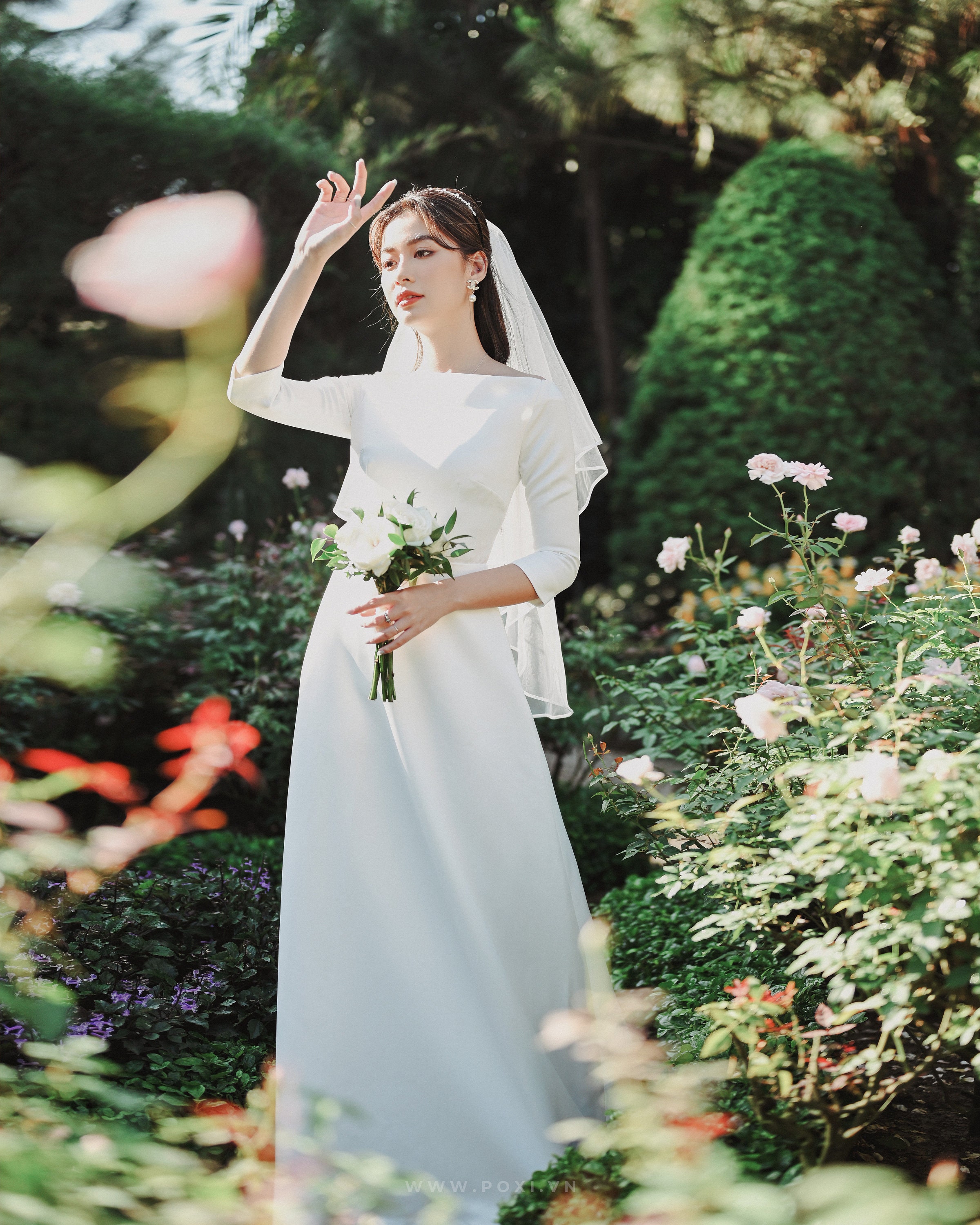 boat neck satin wedding dress Zapaka Women Simple Ivory A Line 2 Piece Sweep Train Bridal Dress with Sleeves, Ivory / US26W adding just the right amount of drama as you glide down the aisle Boat Neck 3/4 Sleeves Satin