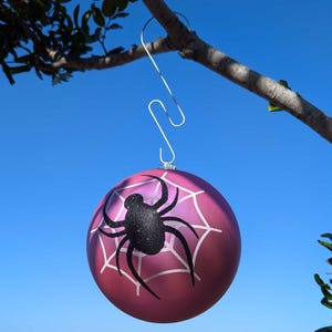 Outdoor Tree Hangers for Spooky Ornaments - Large Halloween Ornament Hook – Halloween Ornament Hangers | Ostreach